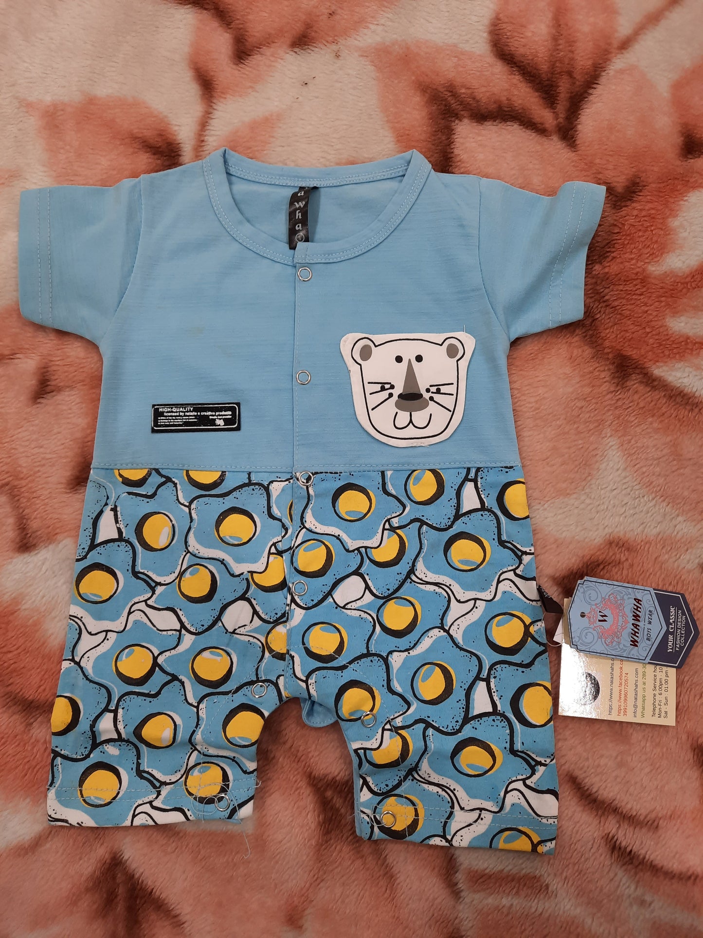 Grenouillère bébé de couleur bleu clair