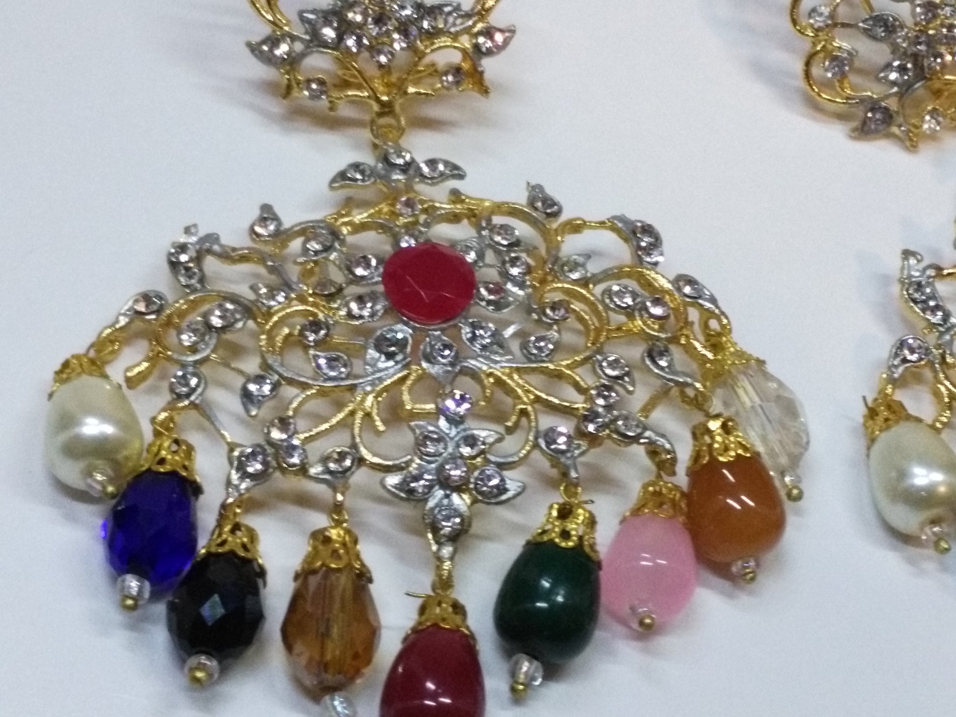 LIGHT MULTI COLORS ROYAL STYLE EARRINGS FOR ROYAL PEOPLE - NATASHAHS