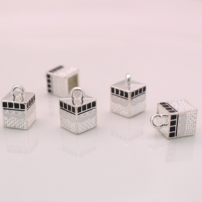 Islam muslim kaaba in mecca pendant muslim silver-plated kaaba pendant with chain